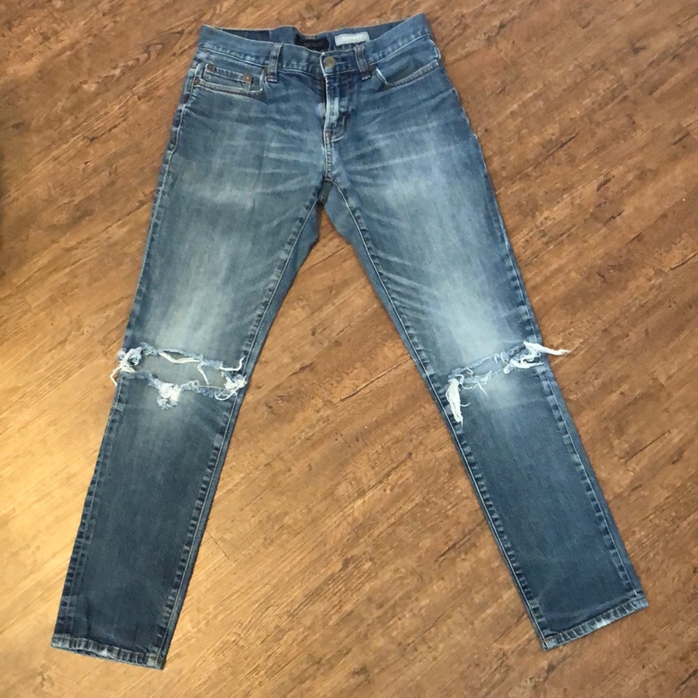 Aeropostale ripped skinny jeans